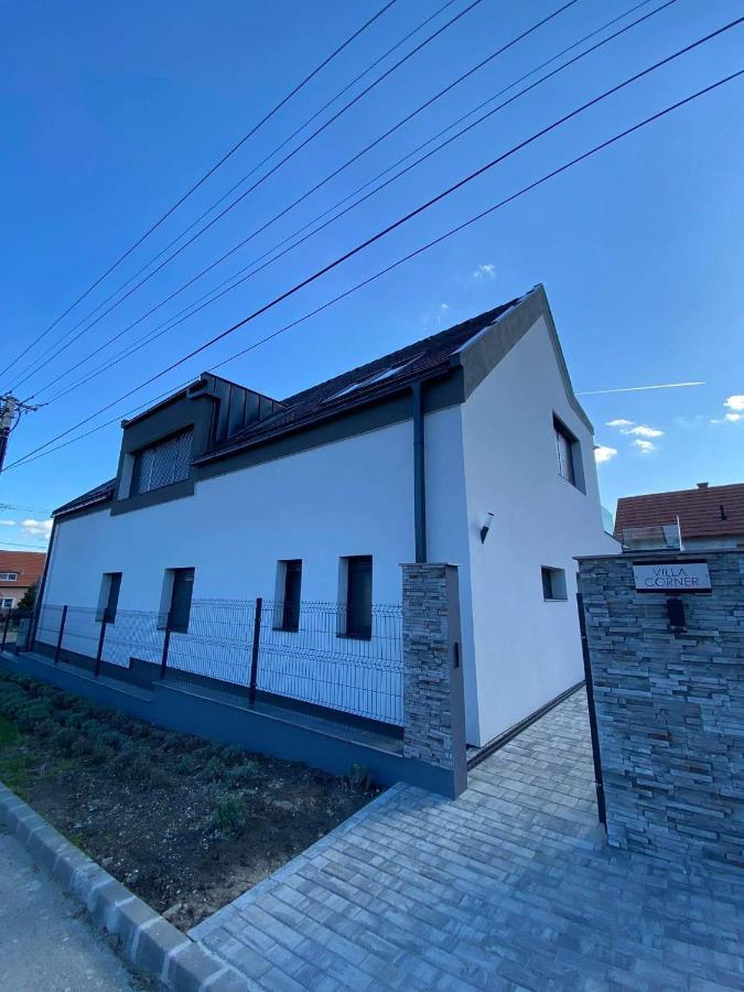Villa Corner 蒂豪尼 外观 照片