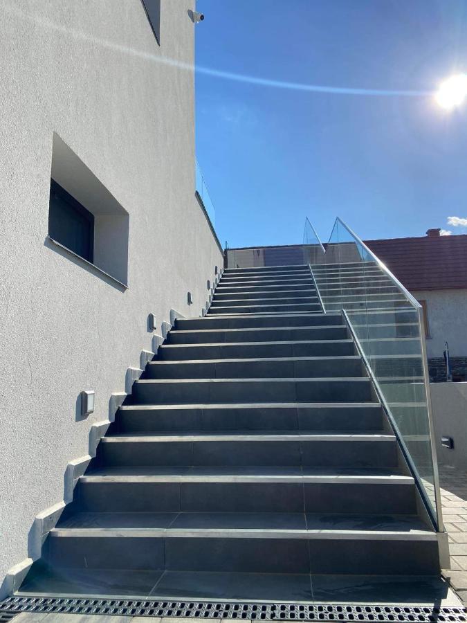 Villa Corner 蒂豪尼 外观 照片